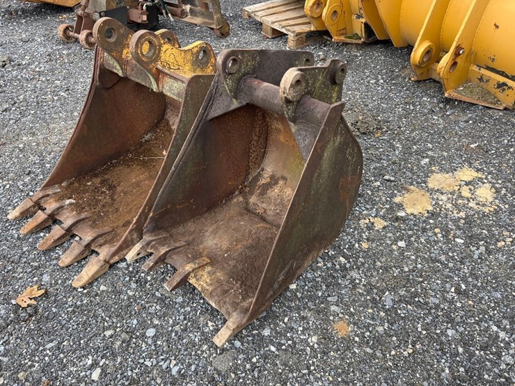 24'-pin-on-excavator-bucket-image-1