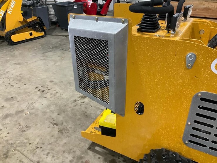 #1015-•-unused-gg385-mini-skid-steer-image-29