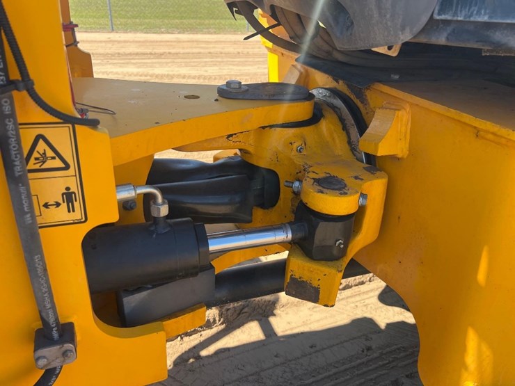 jcb-409t4-wheel-loader-image-12