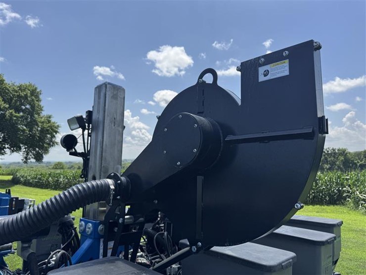 2020-kinze-3505-image-26