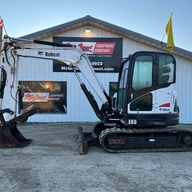 BOBCAT E60