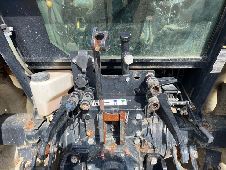 new-holland-tl100a-image-15