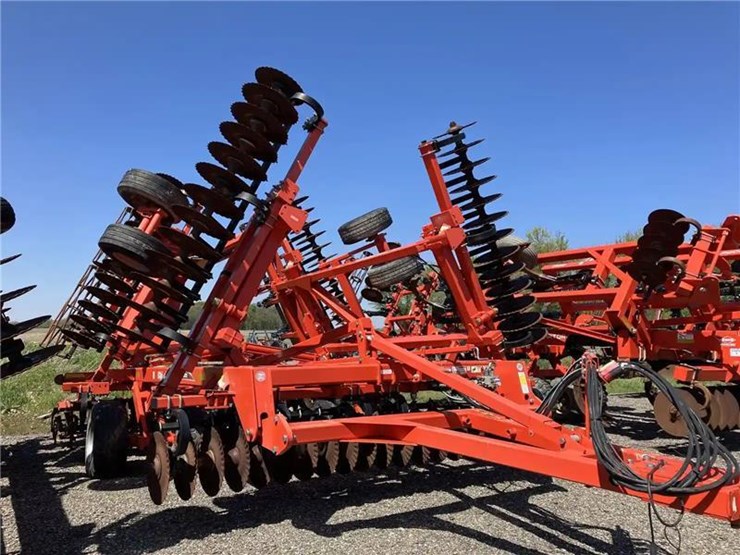 2019-krause-8005-30-excelerator---high-speed-vertical-tillage---30-ft-working-width-image-2
