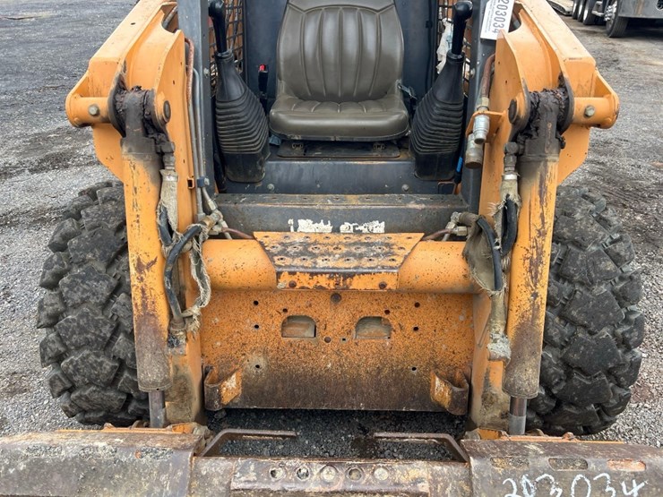 2004-case-40xt-image-15