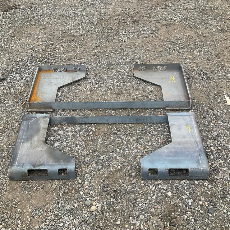 #1396 • 3/8" Thick Quick Tach Cut Out Mount Plates