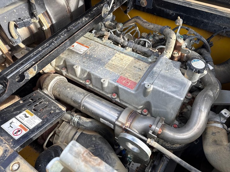 2016-kobelco-sk260-image-19