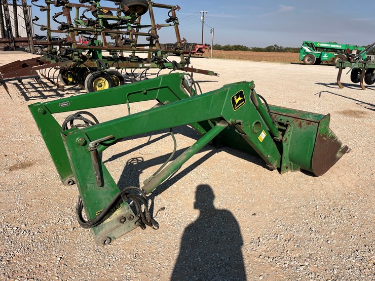 john-deere-720-image-9