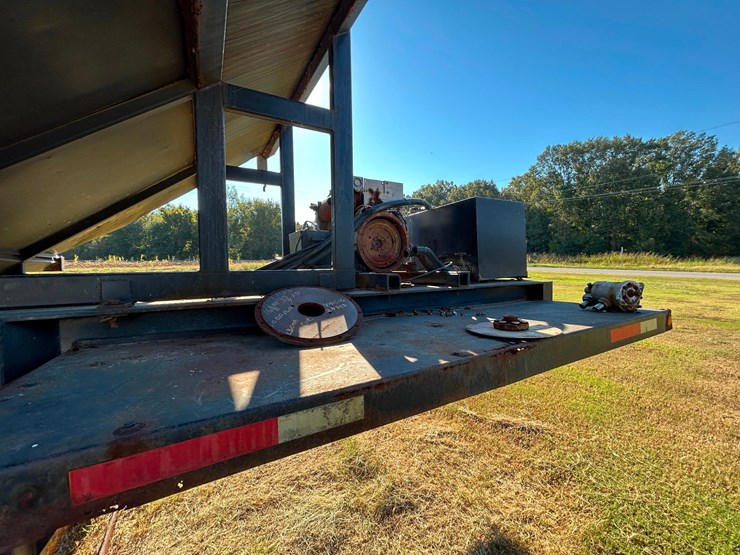 2011-magnolia-trailer-image-41