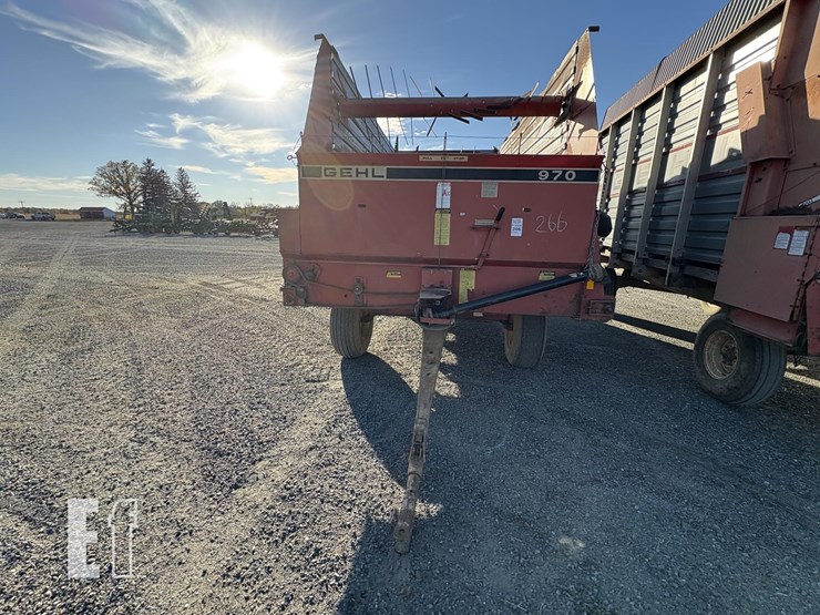 gehl-970-image-2