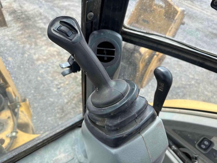 2007-caterpillar-420e-image-30