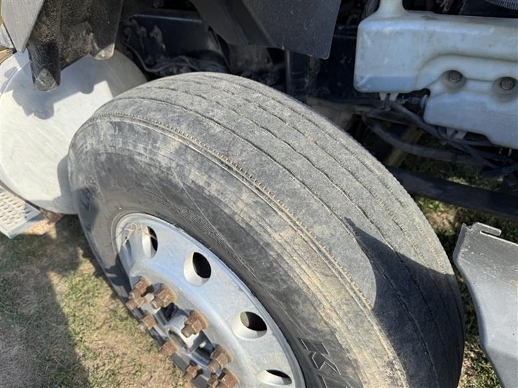 2012-international-prostar-image-38