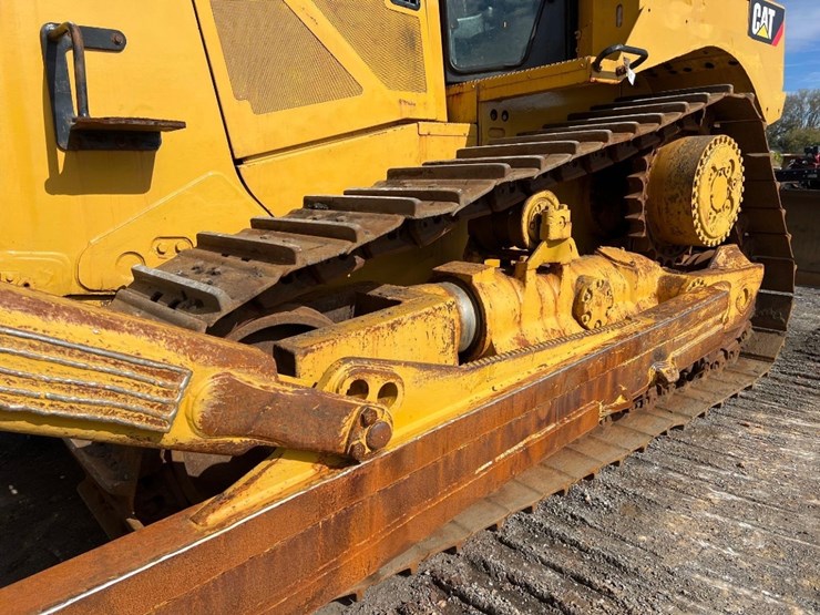 2006-caterpillar-d8t-image-9