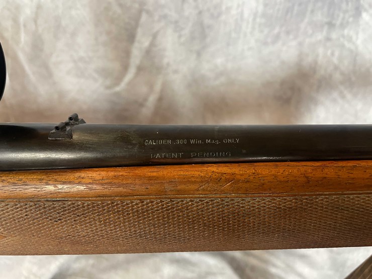 #2098-•-browning-bar-300-win-semi--auto-rifle-sn:-46517m70-image-22