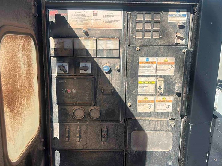 2008-doosan-g25-image-2