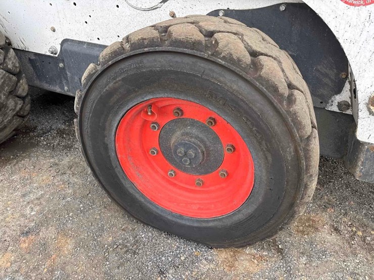 2021-bobcat-s740-image-9