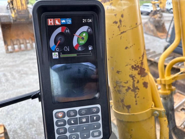 2015-kobelco-sk350-lc-9-image-17