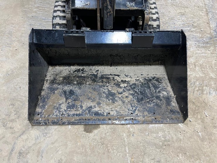 2017-ditch-witch-sk800-image-9