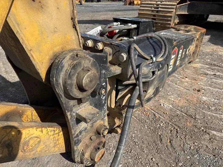 caterpillar-h120s-hyd-hammer-image-5