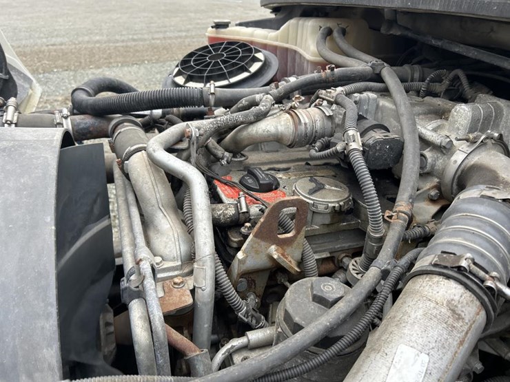 #5016-•-2008-freightliner-business-class-m2-cab-chassis-image-39