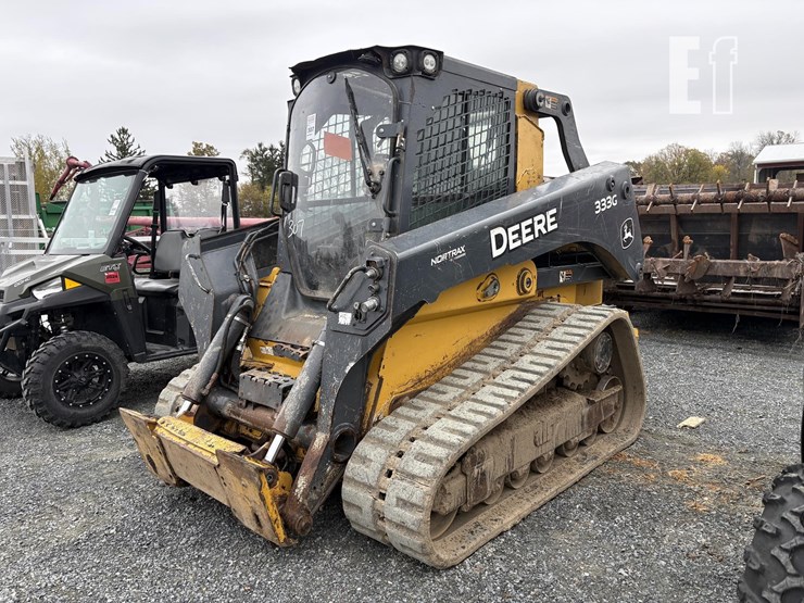 2017-deere-333g-image-3