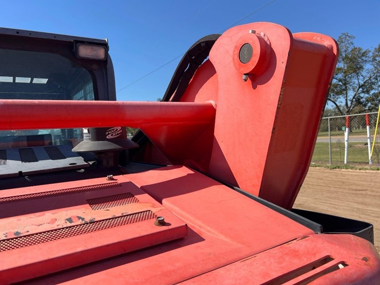 2017-kubota-svl95-2s-image-23