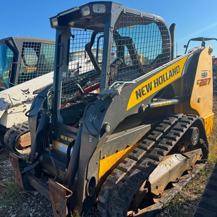 2018 NEW HOLLAND C227