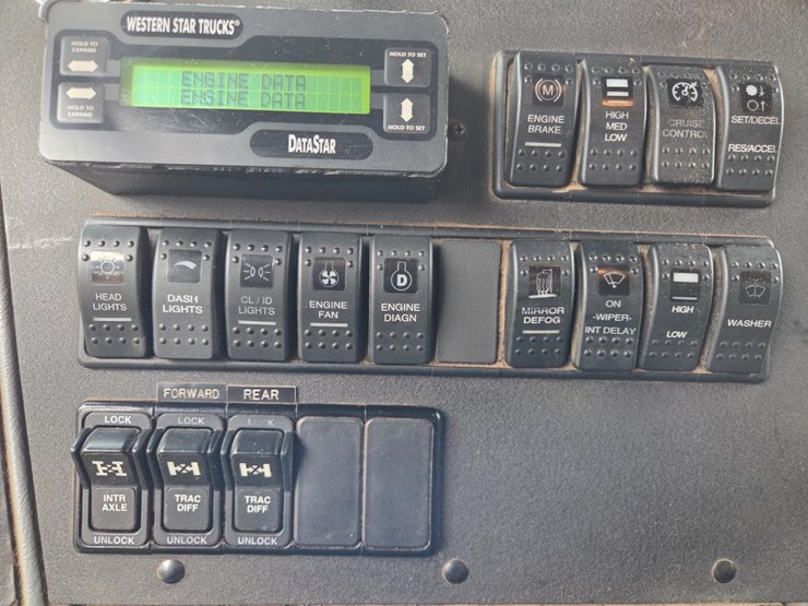 #2291-•-2003-western-star-quad-axle-dump-truck-image-80