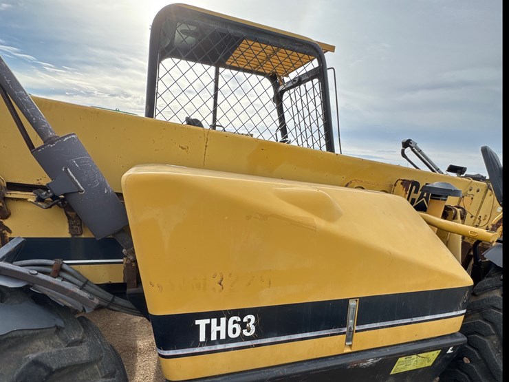 caterpillar-th63-image-6