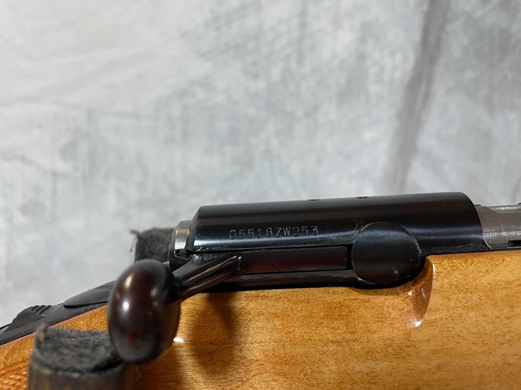 #2062-•-browning-t-bolt-medallion-17-hmr-bolt-action-rifle,-sn:-05518zw253-image-15