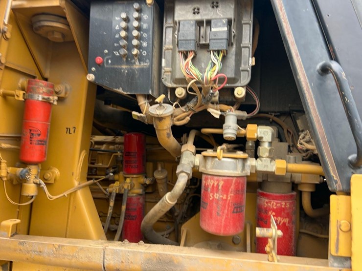 1998-caterpillar-953c-image-21