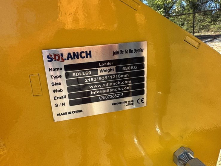 #4741-•-sdll60-mini-loader-skid-steer-image-8