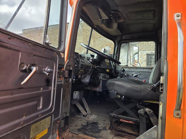 1989-mack-rd690s-image-64