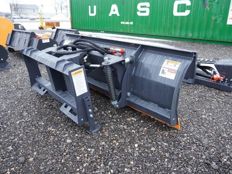 #1394-•-new-skid-steer-dozer-blade-image-3