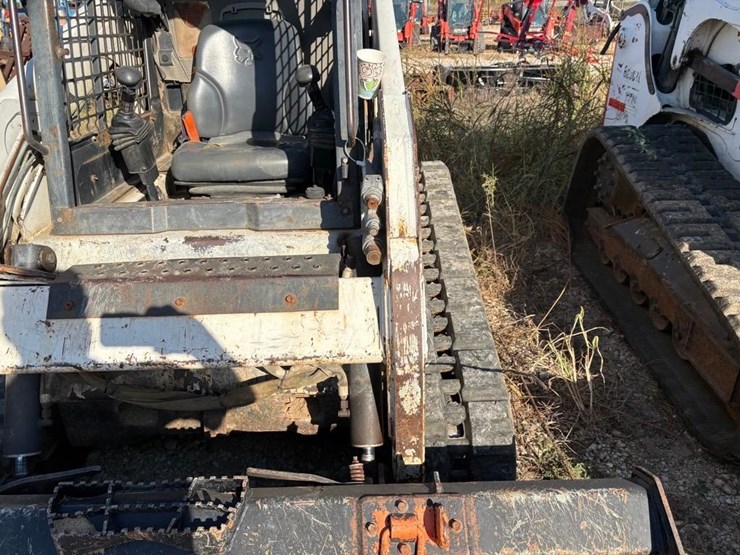 2008-bobcat-t190-image-8