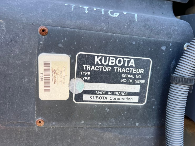 2017-kubota-m7-151-premium-image-39