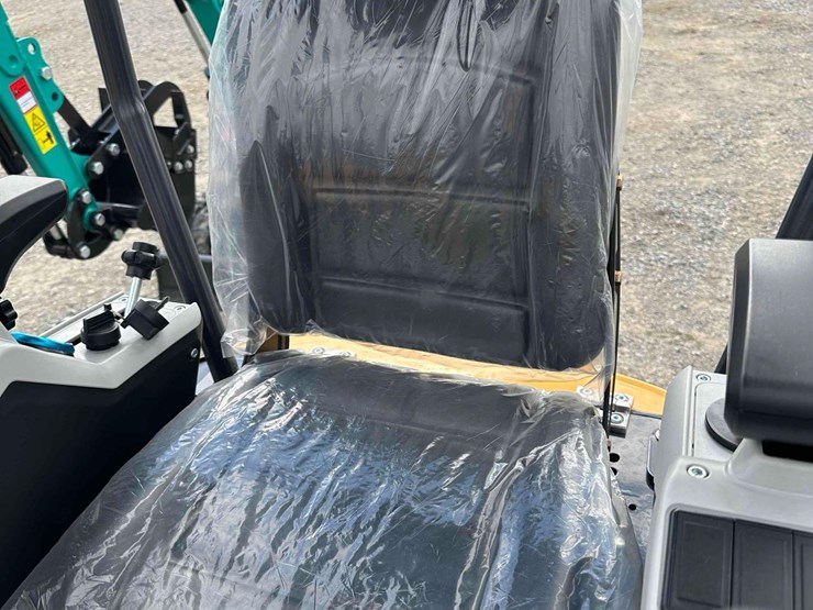 unused-sdle18p-mini-excavator-image-13