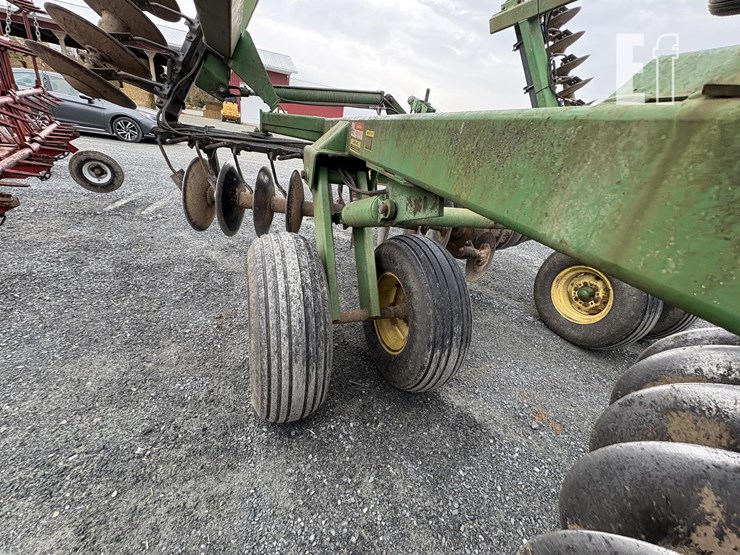 1992-john-deere-630-image-11