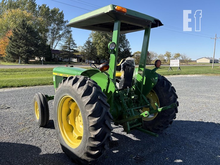 john-deere-2240-image-12