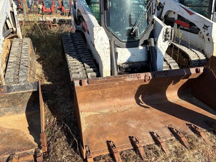 2017-bobcat-t770-image-9