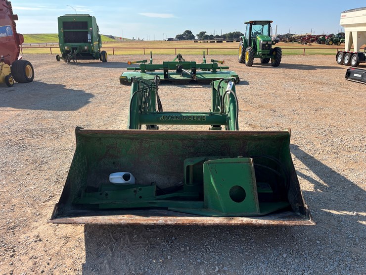 john-deere-720-image-3