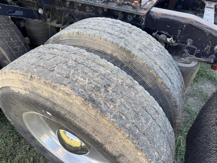 2012-international-prostar-image-42