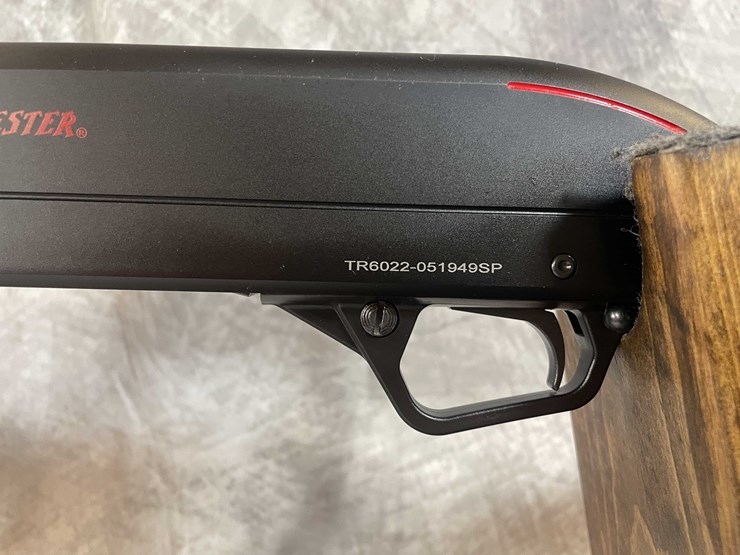 #2015-•-winchester-sxp-12-ga.-pump-action-shotgun,-sn:-tr6022-051949sp-image-14