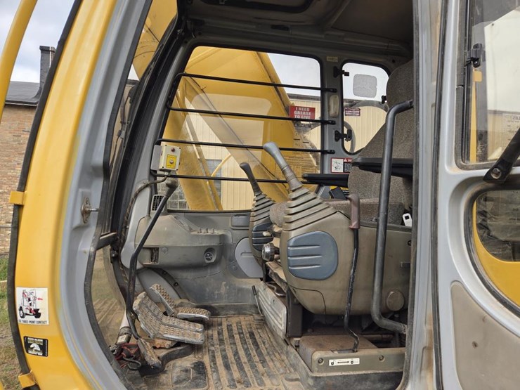 1999-john-deere-200-image-58