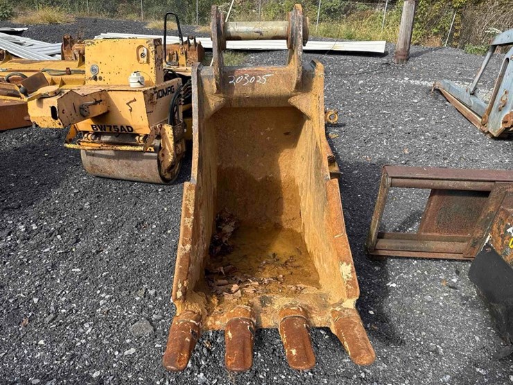 1997-caterpillar-322bl-image-28