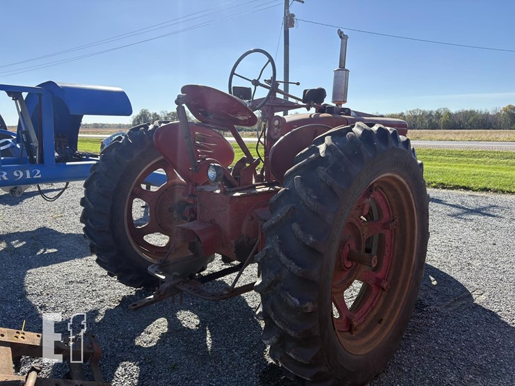 1942-international-m-image-16