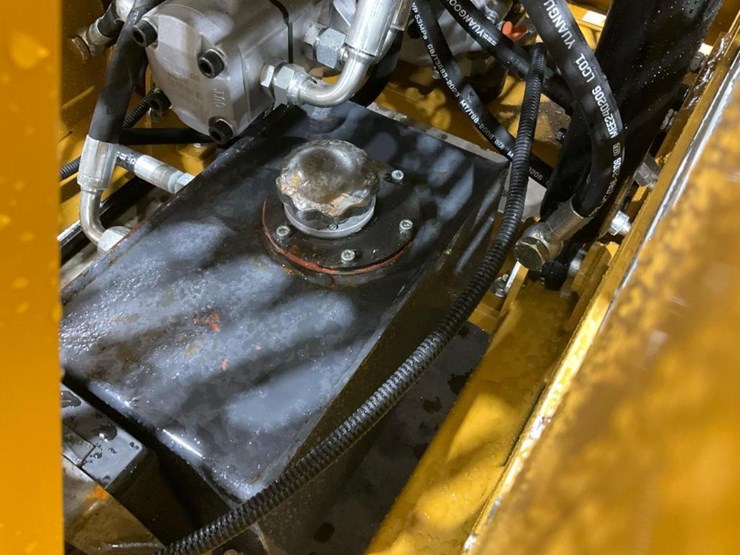 #1014-•-unused-gg385-mini-skid-steer-image-25