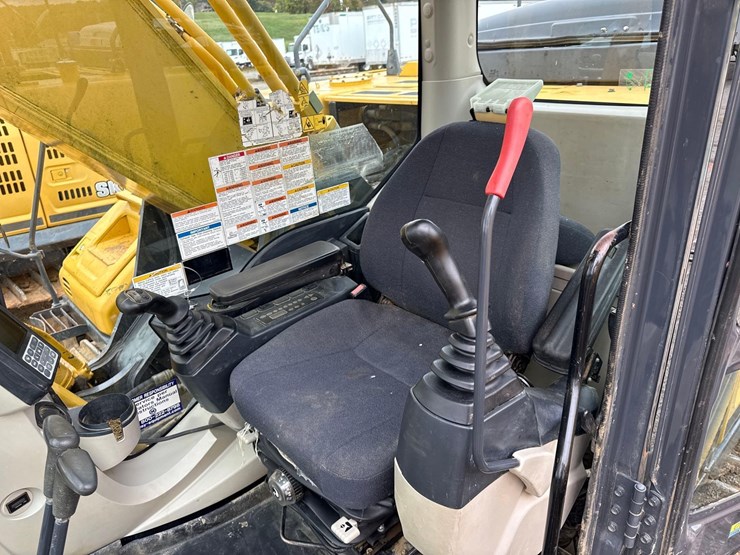 2015-kobelco-sk350-lc-9-image-13