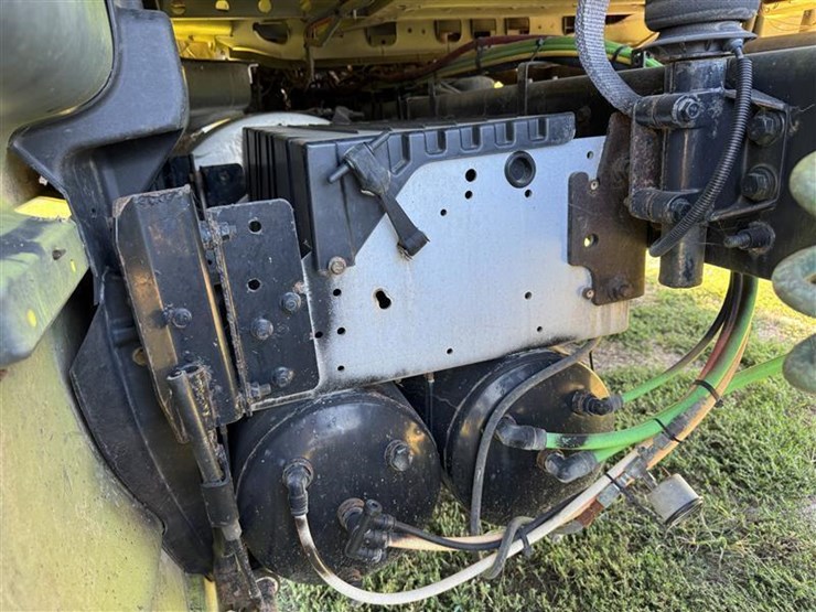 2012-international-prostar-image-33