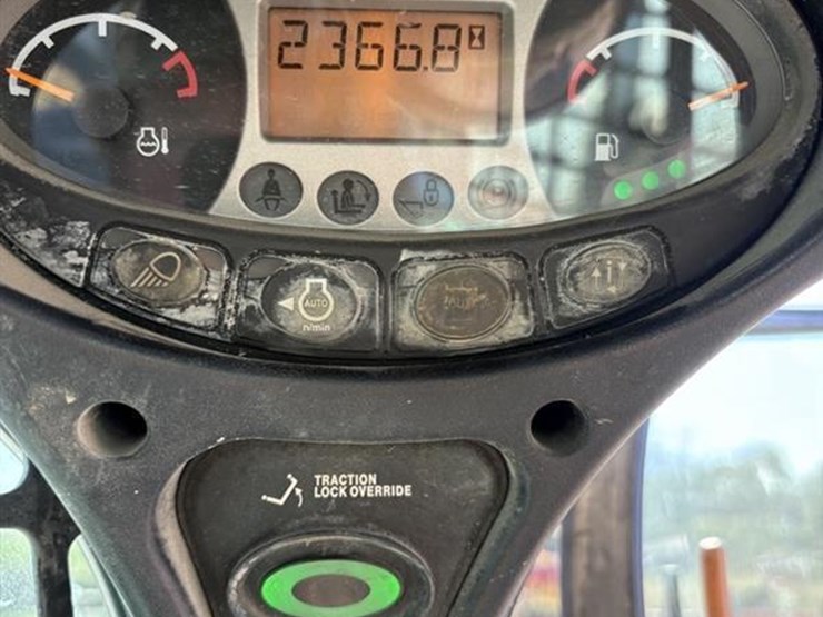 2017-bobcat-t770-image-19