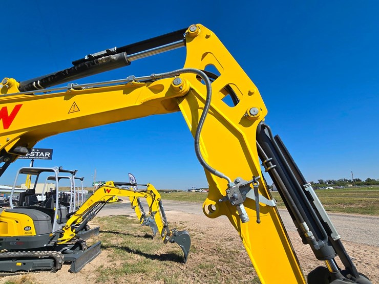 2025-wacker-neuson-ez50-zero-tail-excavator-extremely-low-hours-image-40